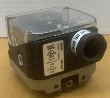 KROM SCHRODER  DG50T  84447822  GAS PRESSURE SWITCH    **NEW** FREE SHIPPING**