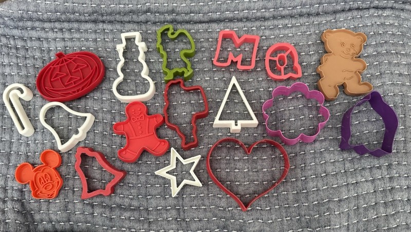 Lot of 18 Metal Cookie Cutters, Multicolor, Assorted Shapes