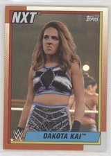 2021 Topps Heritage WWE Rainbow Foil Dakota Kai #81 1b03