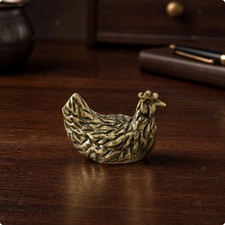 Kleine Messinghenne Mit Federdetails, Vintage-H&uuml;hnerfigur Aus Messing,