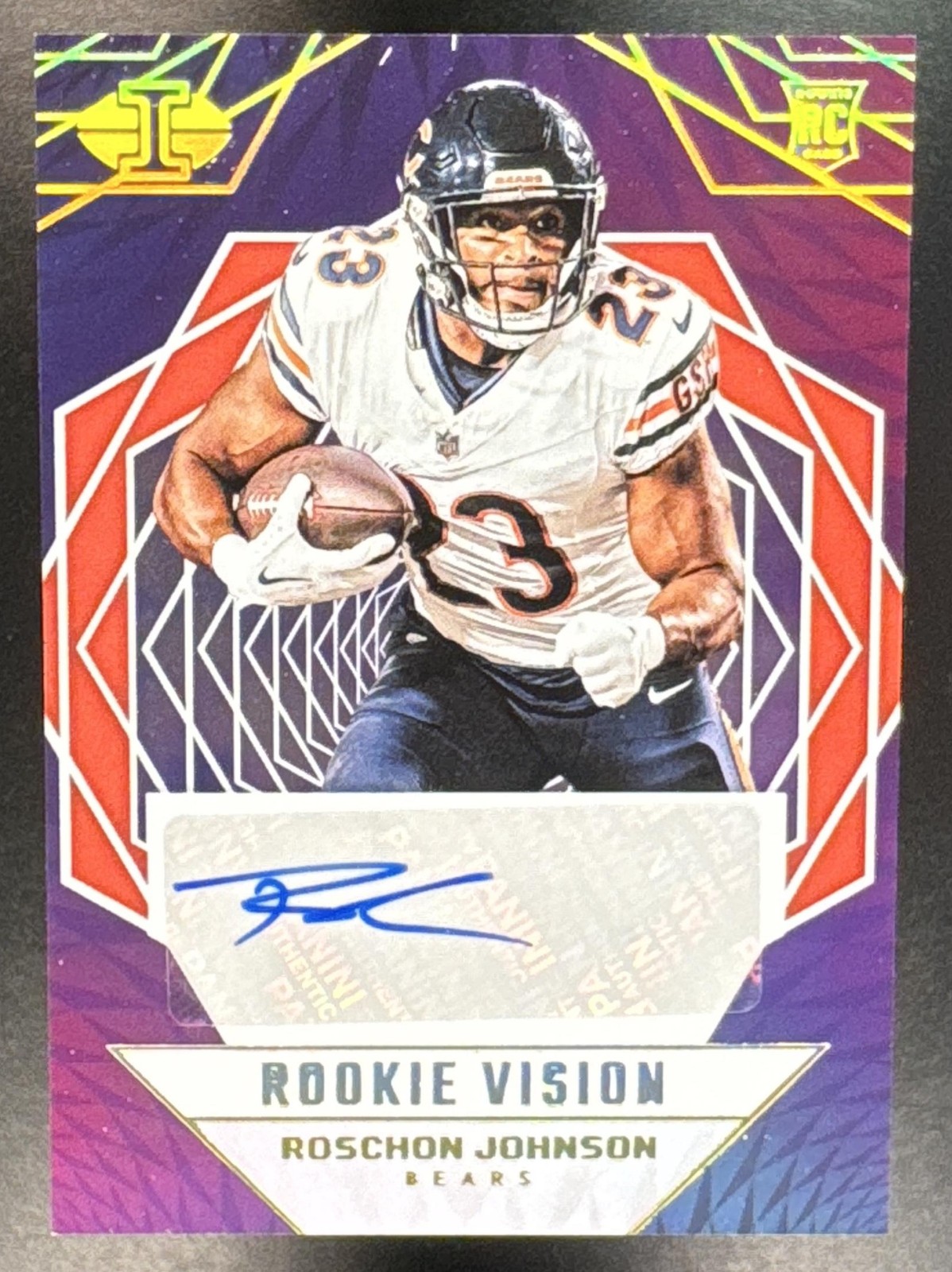Roschon Johnson Panini Illusions Rookie Vision Signatures #RVSRJO Red