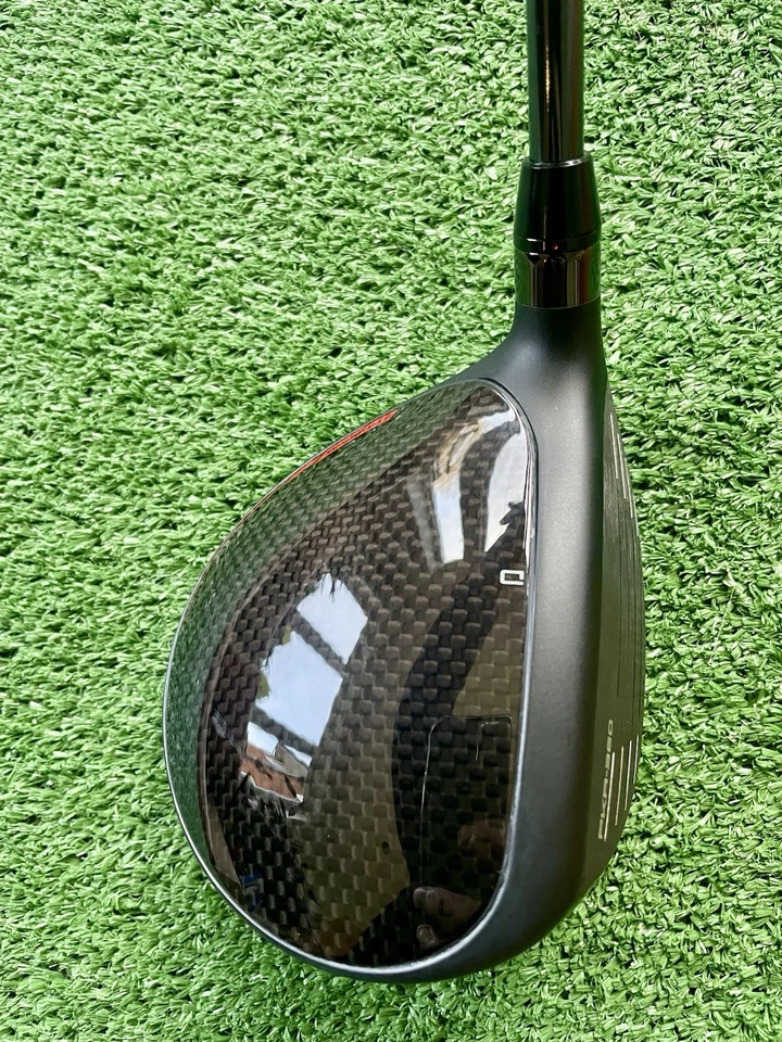 Wilson Dynapwr Carbon Fairway 4 Wood Regular Flex Right Handed Mens Golf Club - Image 3 of 4