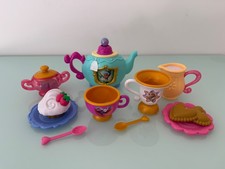 Disney Junior Alice's Wonderland Bakery Magical Tea Party Set 11 Pieces