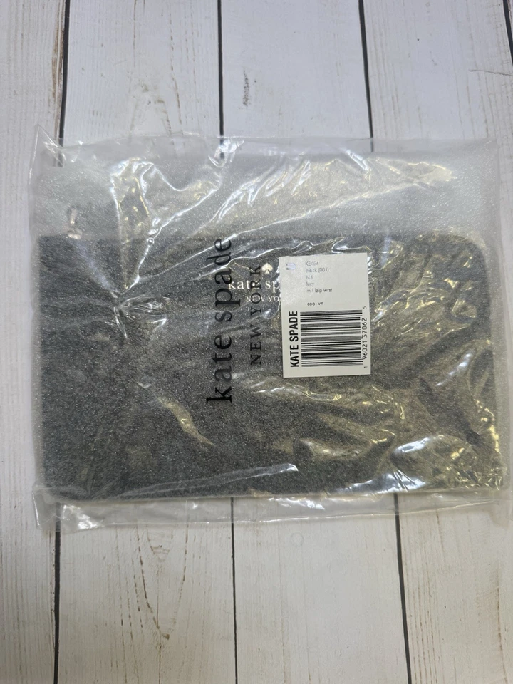 Kate Spade New York Negro Lucy Brillo Mediano Cremallera L 8x5” Precio de venta sugerido por el fabricante 139 USD Nuevo con etiquetas Foto 2 de 4