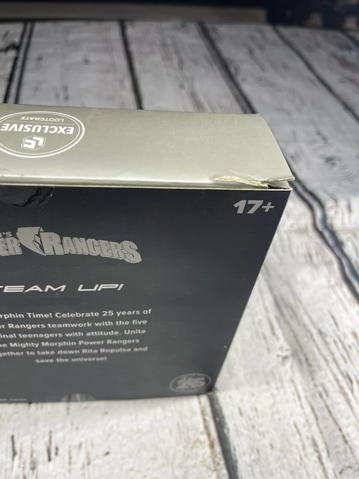 Power Rangers Metallic Edición Limitada Paquete de 5 SDCC2018 Caja de Botín Exclusiva B01 Foto 3 de 4