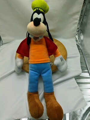 Disney Just Play Goofy 18 Inch Plush Stuffed Animal Dog