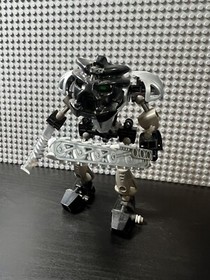 100% complete LEGO BIONICLE: Toa Nuva Onua (8566) with Canister No Manual L4