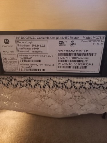 Motorola 8x4 Docsis 3.0 Cable Modem Plus N450 Router Model MG7315 - Picture 8 of 10