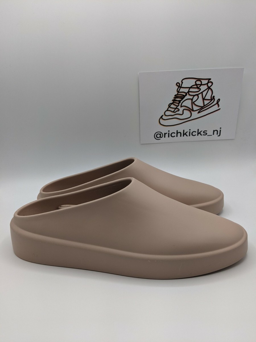 Size 39 (6-6.5 US) - Fear Of God the California Slip-On Size 39 (6-6.5 US) - Fear Of God the California Slip-On