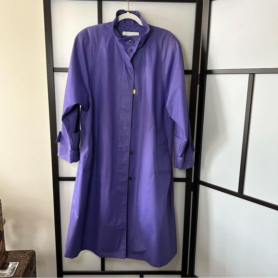 [8] Vintage London Fog Bright & Bold Purple Spring Rain Coat Freshly Dry Cleaned Foto 3 de 4