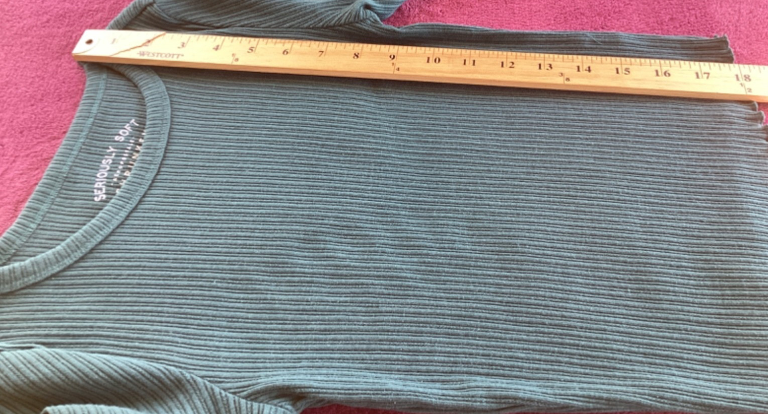 EUC Aeropostale Green Long Sleeve Ribbed Seriously Soft Shrunken Tee Size Small