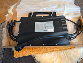 Hoymiles HMS 1600 4T Mikroinverter Solar mit DTU Lite S & 5 m Kabel