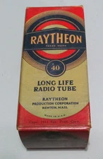 RAYTHEON TYPE 40 TRIODE - NOS/NIB - TESTED - ENGRAVED BASE 4 PILLAR GLASS PRESS