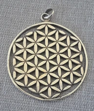 Vintage Gold Tone Flower of Life Sacred Geometry Charm Pendant Necklace