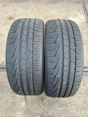 Winterreifen 245/40 R20 99V Pirelli Sottozero Winter 240 Serie 2 RFT RSC * >7mm - Bild 1 von 2