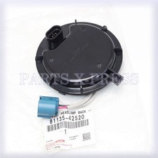 OEM GENUINE TOYOTA RAV4 HEADLIGHT BULB PLASTIC CAP COVER LEFT=RIGHT 81135-42520