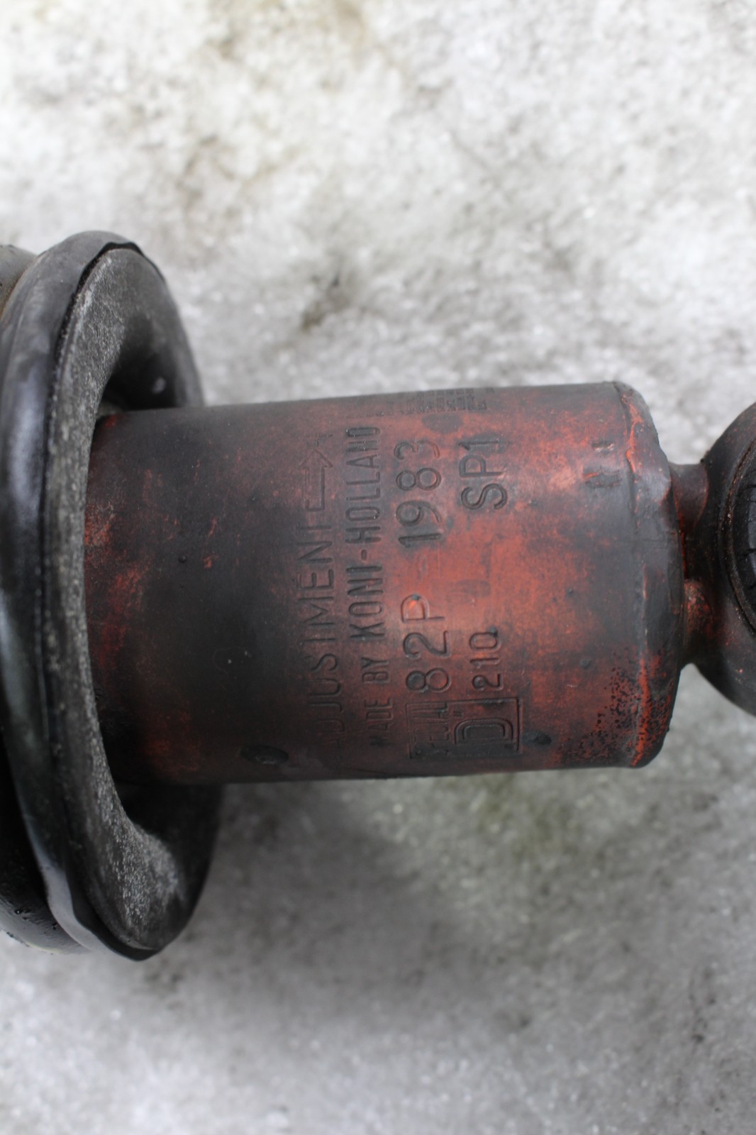Ferrari 308, Rear Shock Absorber w/Spring, Bad Rubber, Used, P/N 110787