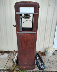 Antique/Vintage Gilbarco Gas Pump.  All except for Computer. Was In Service