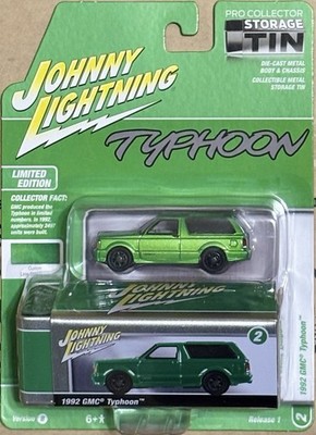 Johnny Lightning 1992 GMC Typhoon   Green   With Collector Storage Tin   NEW