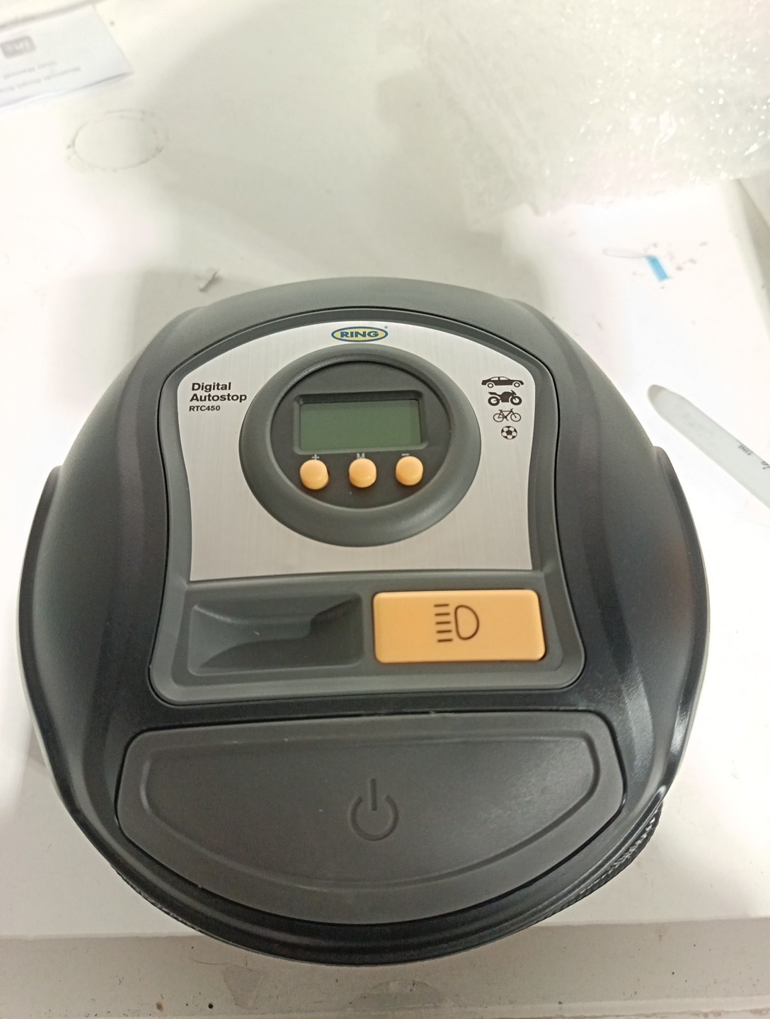 Ring Automotive RTC450 Digital Tyre Inflator with Auto Stop 12V DC *FAULTY*