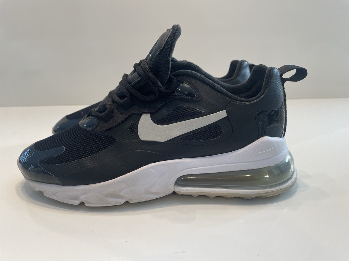 270 react women's black