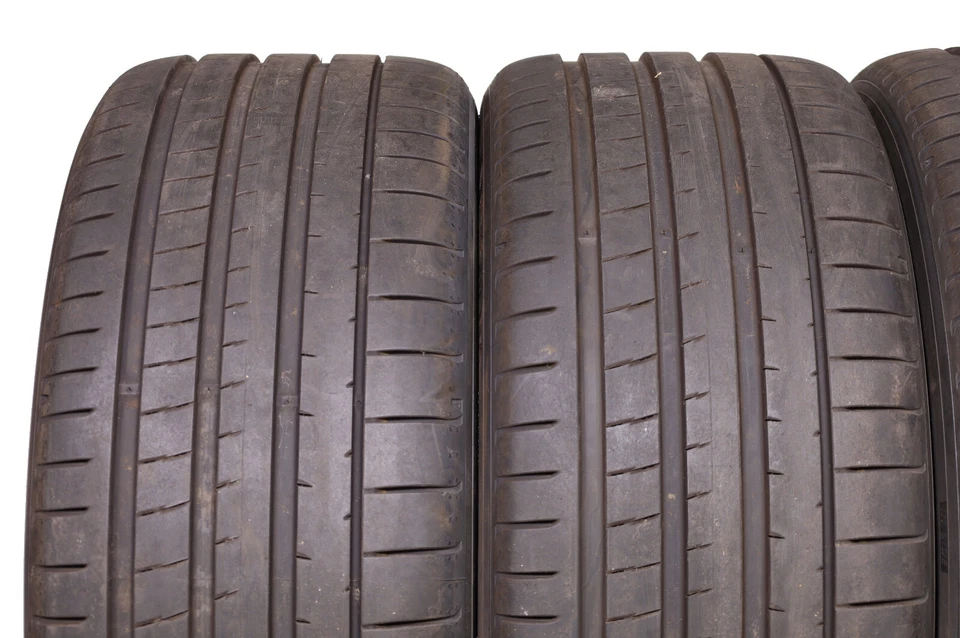 4x Sommerreifen 275/35 R22 104Y XL YOKOHAMA Advan Sport V107 MO1 Silent Foam - Bild 3 von 3