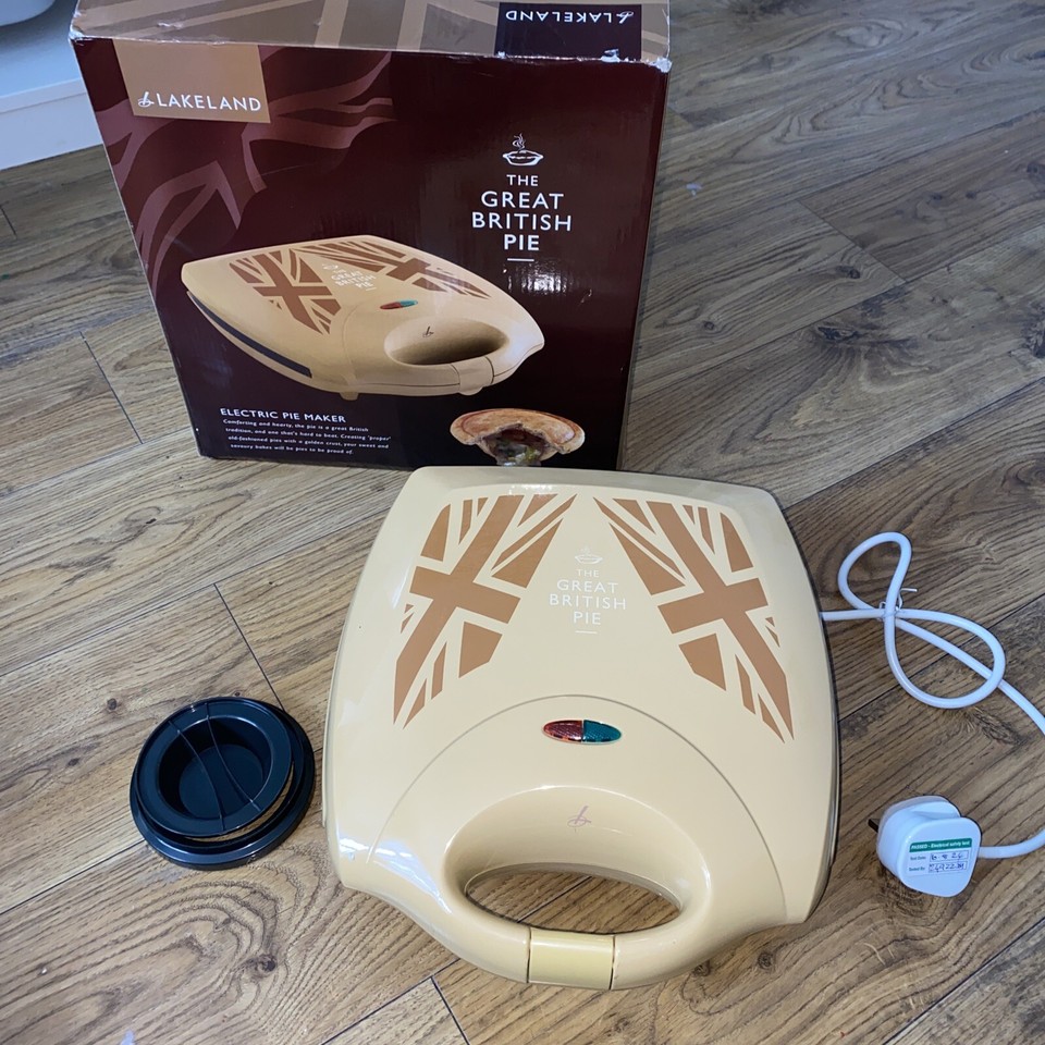 The Great British Pie Maker Electric Pie Making Machine Model 16146 eBay