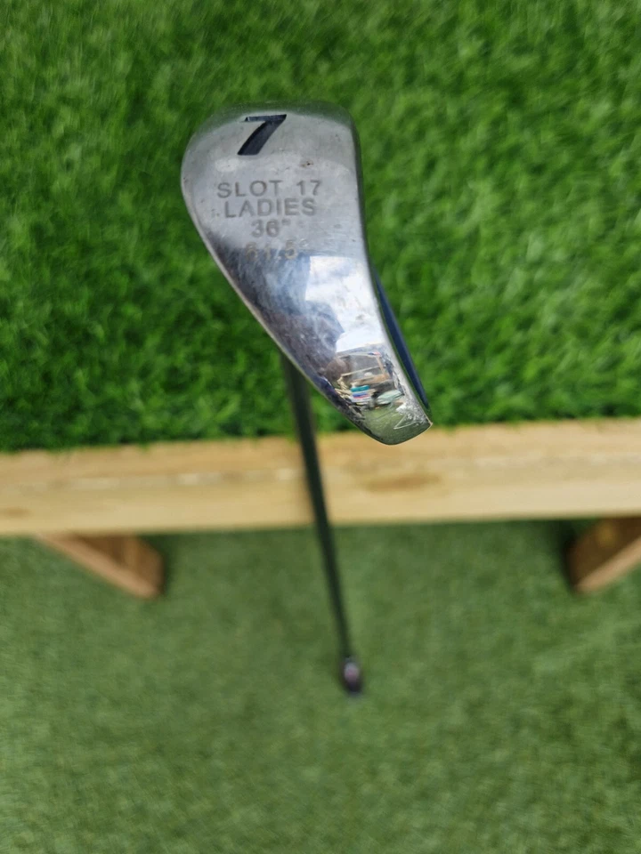 King Cobra 3400I/XH #7 Iron - Womens Flex Graphite Shaft  - Right Handed - Image 4 of 4