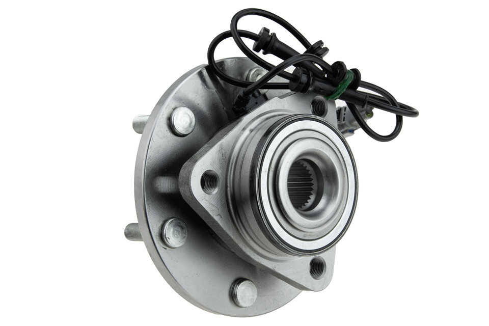 Moyeu de roue avant pour Nissan Titan 5.6 essence versions 2004 à 2015