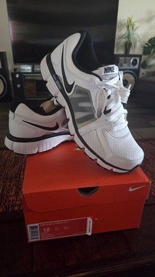 Nike Dual Fusion ST2 454242 Mens size 12 White/Black New In Box NIB