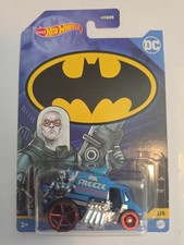 2022 Hot Wheels - Cool-One 3/5 (DC Batman, Mr. Freeze, HDG89)