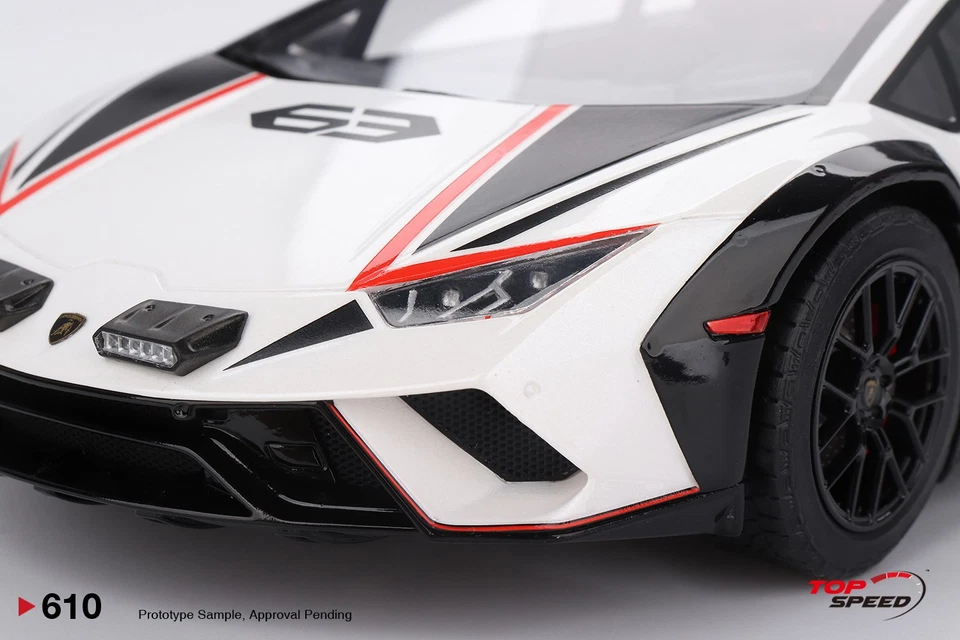 Top Speed Lamborghini Huracan Sterrato Bianco Asopo 1:18 - Image 4 of 4