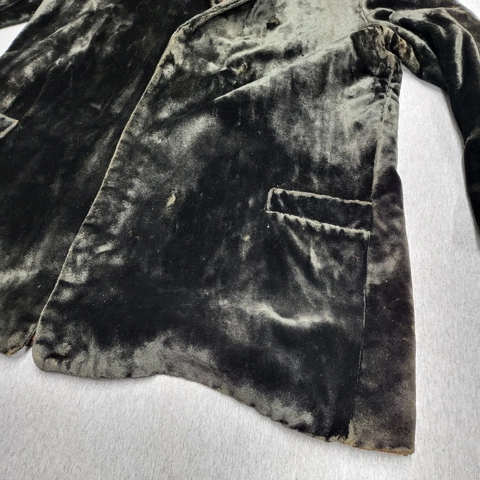 Chaqueta/abrigo de salón de terciopelo para hombre de principios de 1900 estilo eduardiano negro Foto 2 de 4