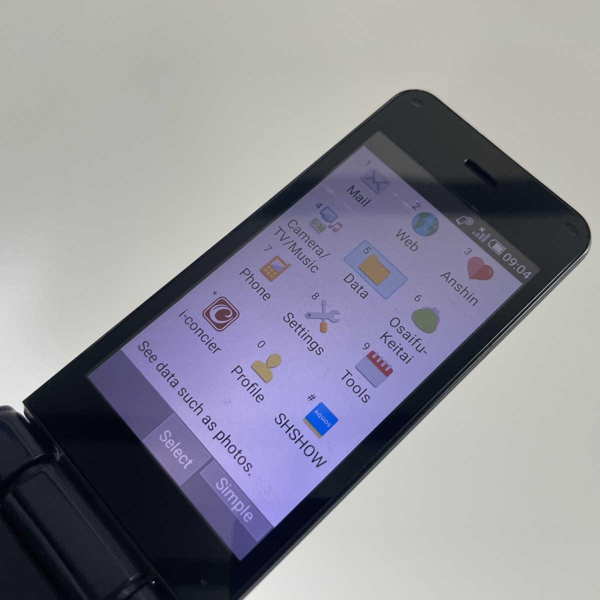 SHARP AQUOS SH-01J Black Android Flip Phone Unlocked SIM Free