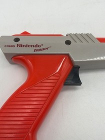 Pistolet Nintendo Zapper jeu Mario Bros Duck Hunt Nes retro gaming fonctionnel
