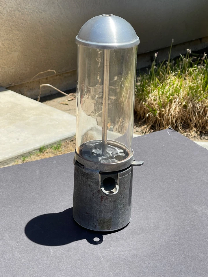 RARE  1927  U.G.grandbois pat. Sept. 20th 1927. GUM BALL  MACHINE.  EXCELLENT - Image 4 of 4