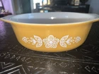 Vintage Pyrex Butterfly Gold 1.5 Quart Casserole Dish No Lid-#043