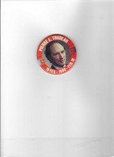 Pierre E. Trudeau Liberal vintage 1980 pinback button/macaron