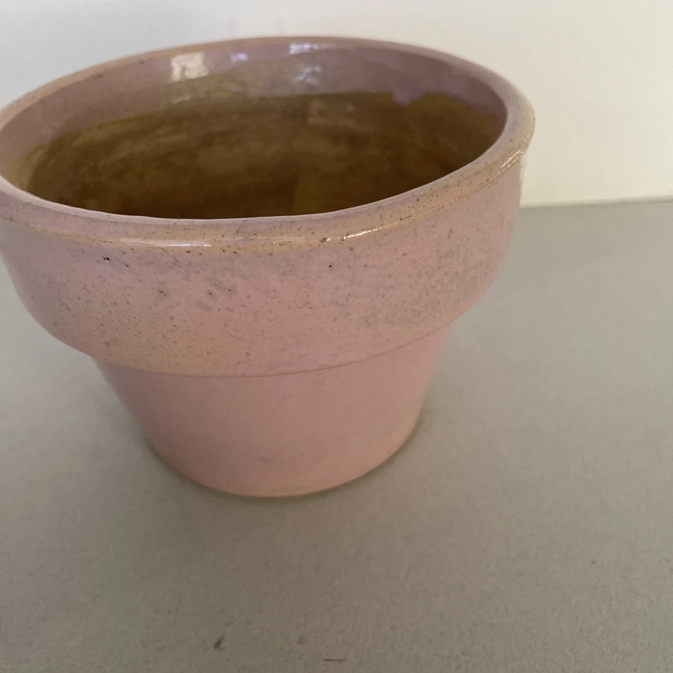 Maceta de cerámica vintage Garden City. ROSA 5 1/2 ANCHO 4 ALTO Foto 3 de 4