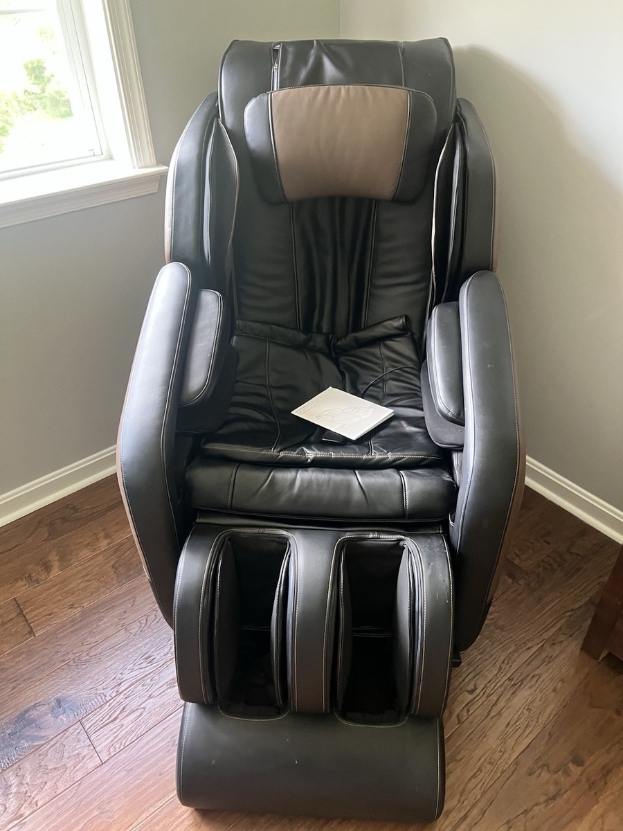 Renew Zero-gravity Massage Chair By Brookstone