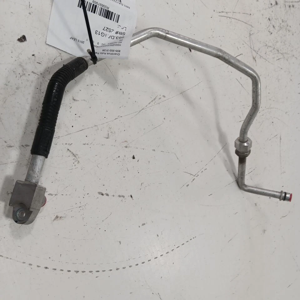 Línea de manguera de aire acondicionado Nissan LEAF 2013 2014 2015 2016 2017 Foto 2 de 4