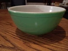 Vintage PYREX 403 Green 2 1/2 Qt Primary Colors Mixing Nesting Bowl