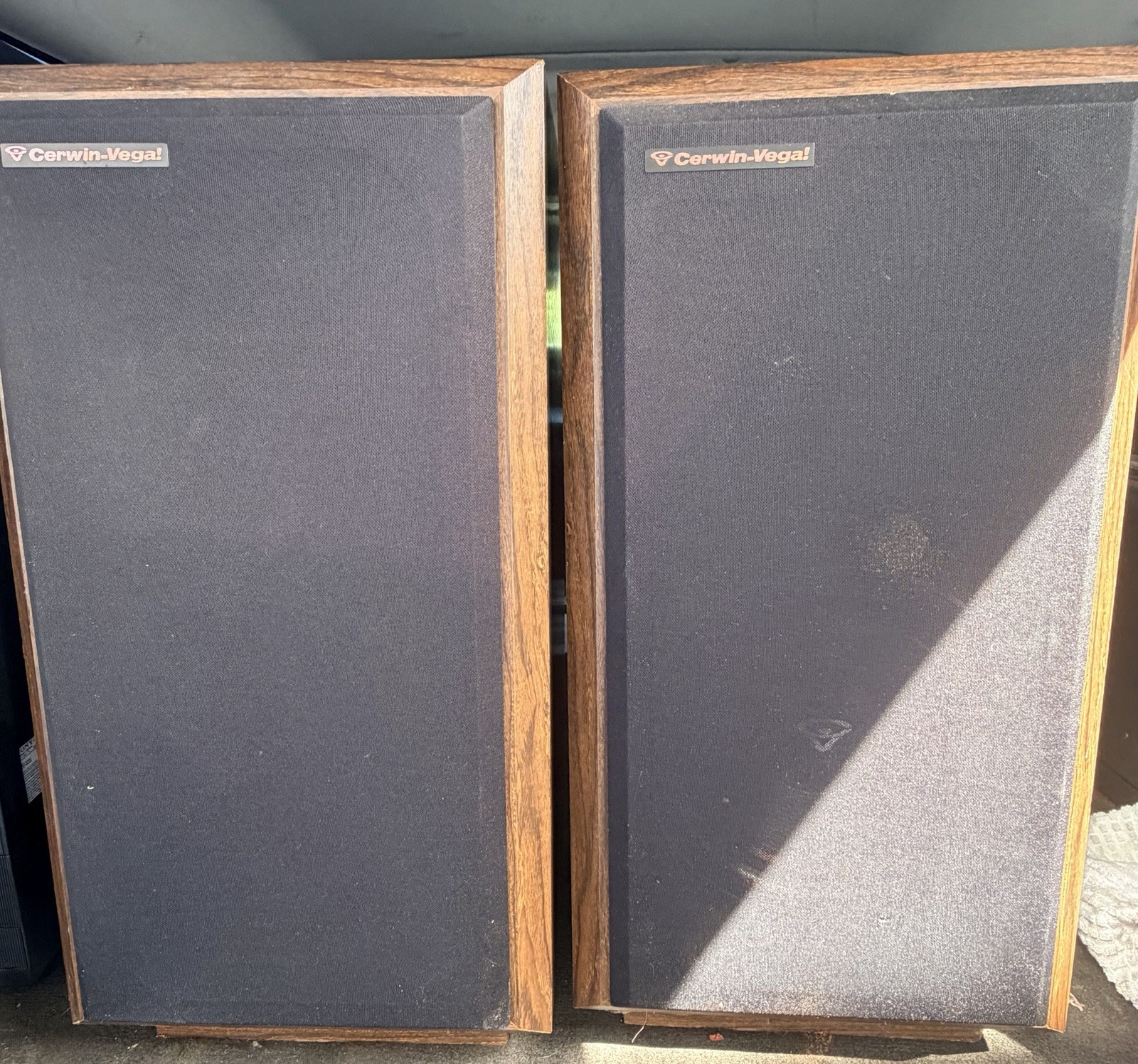 Cerwin-Vega AT-10 vintage audio equipment - eBay listing photo 2