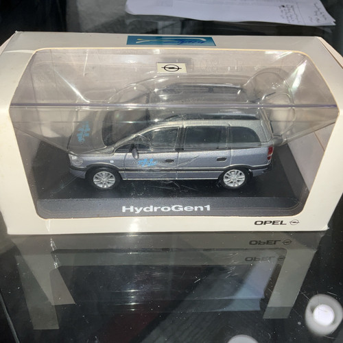 Paul’s Mini Champs Rare Model Art - HYDROGEN1- 1:43