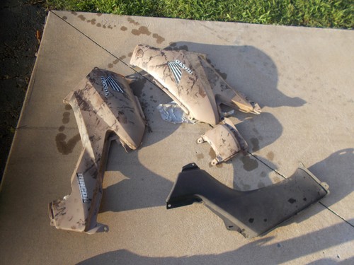 03 Honda Rincon 650 4x4 Side Covers Panels Fenders Left & Right NOT COMPLETE