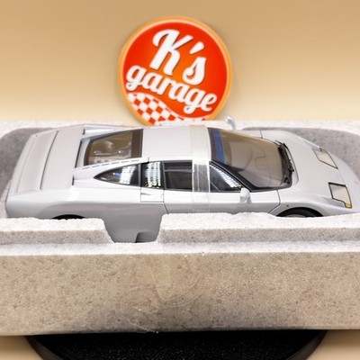 AUTOart 1/18 Bugatti EB 110 GT EB110 Silver 70979 diecast model