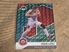 2020-21 Panini Mosaic #48 Robin Lopez Green Mosaic Prizm Nmmt