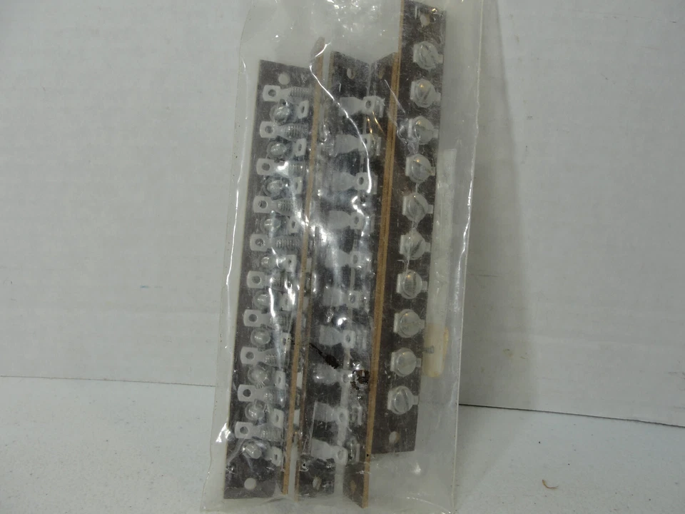 Model Train Layout Herman H. Smith  Terminal Boards  #12248  5 Pkg. - Image 2 of 2