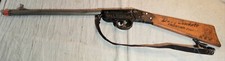 RARE VINTAGE 1950's DAVY CROCKETT FRONTIER FIGHTER RIFLE METAL  WOOD GUN TOY