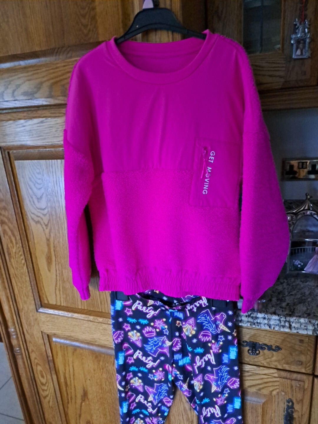 Girls Cerise Pink Fleece Jumper And Leggings 11/12 Used Dunnes Pep@co image 5